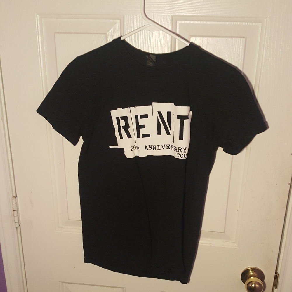 Rent anniversary tee